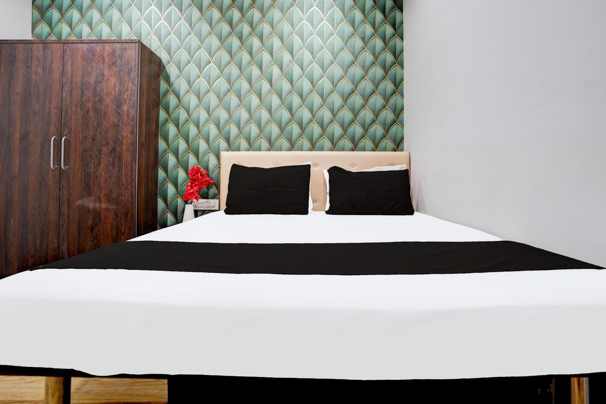 Hotel O New Sai Resort Nagpur Exteriör bild