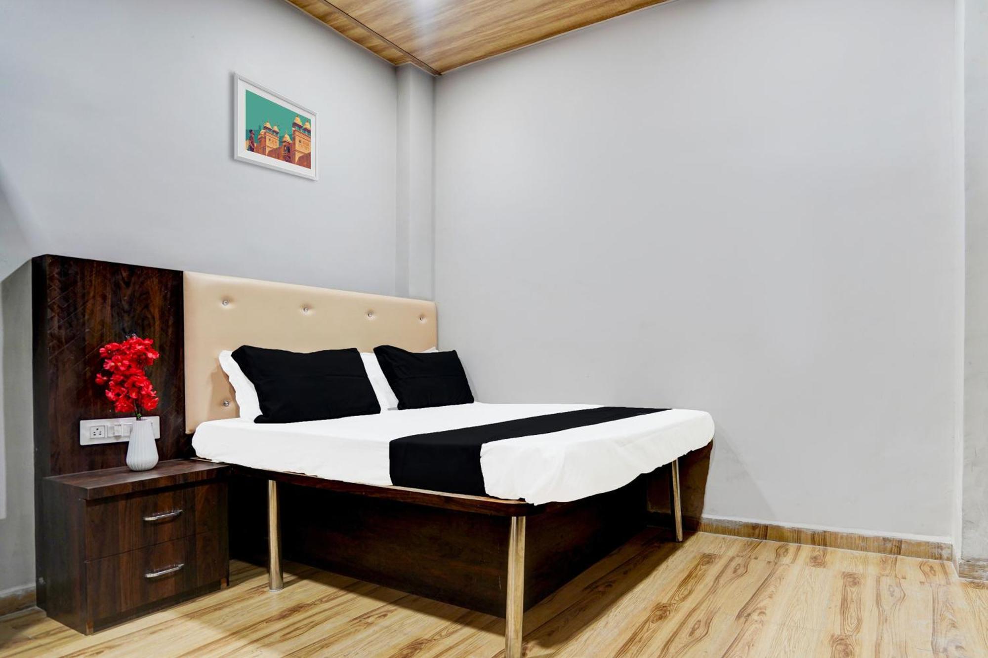 Hotel O New Sai Resort Nagpur Exteriör bild