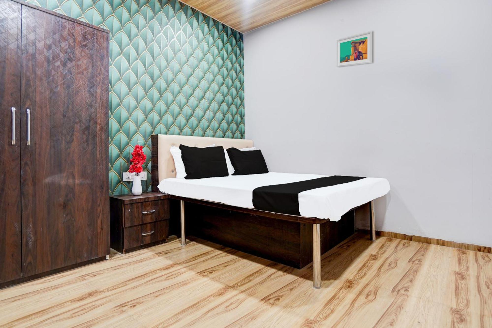 Hotel O New Sai Resort Nagpur Exteriör bild